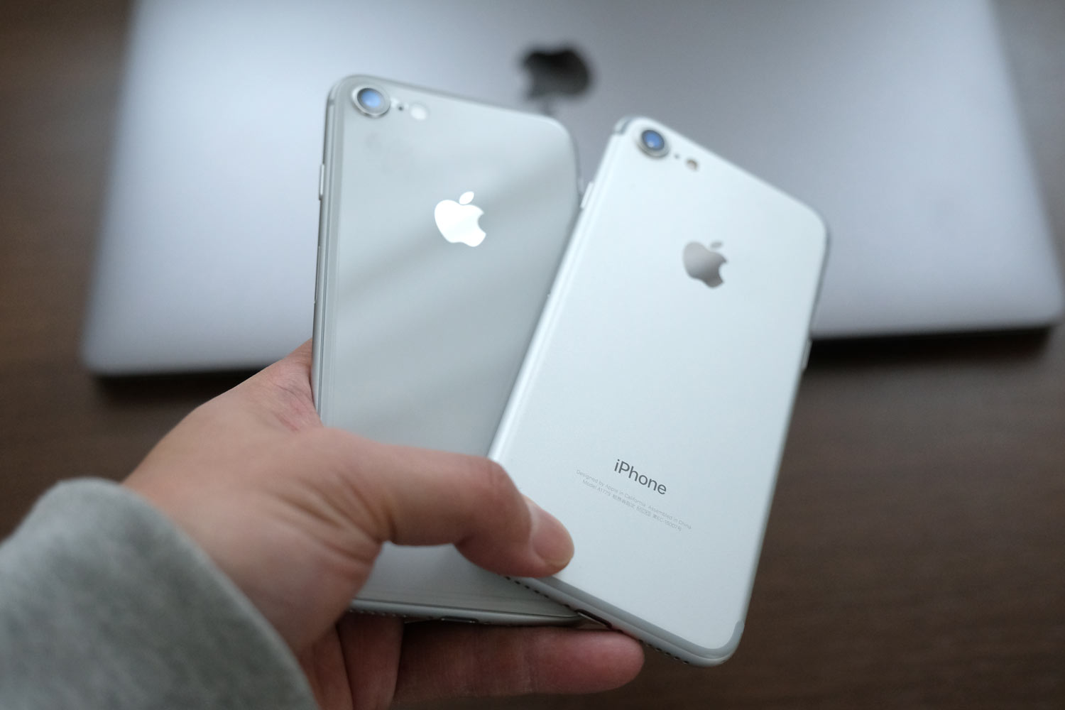 iPhone 8とiPhone 7